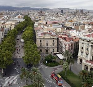 Vista desde el Monumento de Colón de Las Ramblas de Barcelona Vista desde el Monumento de Colón de Las Ramblas de Barcelona