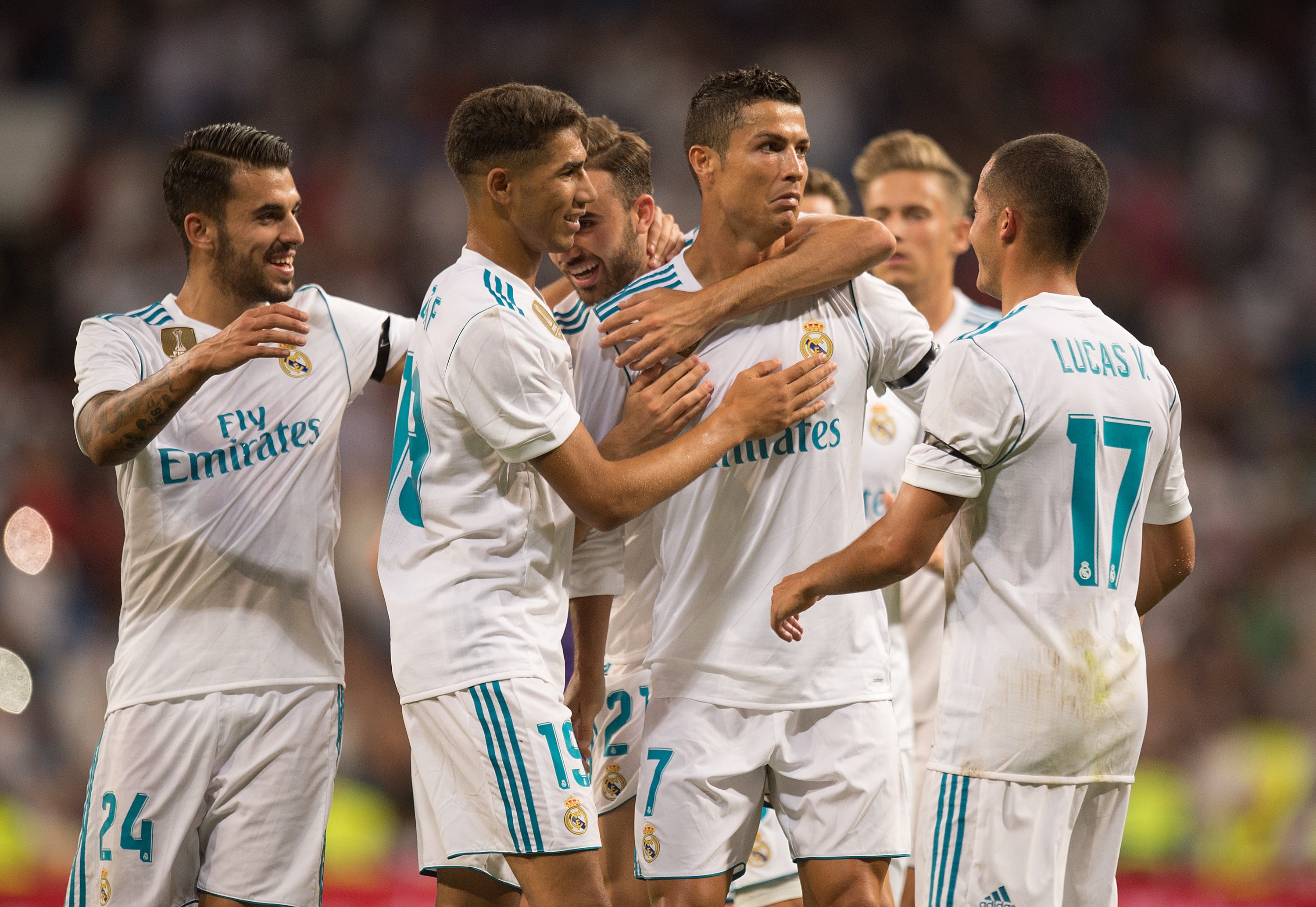 El Real Madrid gana el trofeo Bernabéu tras remontar a la Fiorentina con goles de Mayoral y Cristiano El Real Madrid gana el trofeo Bernabéu tras remontar a la Fiorentina con goles de Mayoral y Cristiano