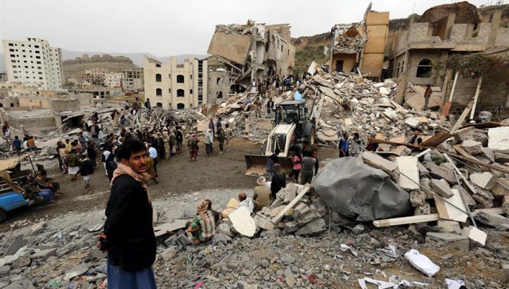 Bombardeo en Saná (Yemen)