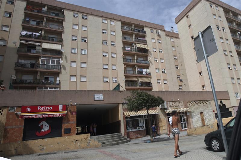 Tres detenidos por apuñalar mortalmente a un joven de 24 años en Algeciras Tres detenidos por apuñalar mortalmente a un joven de 24 años en Algeciras