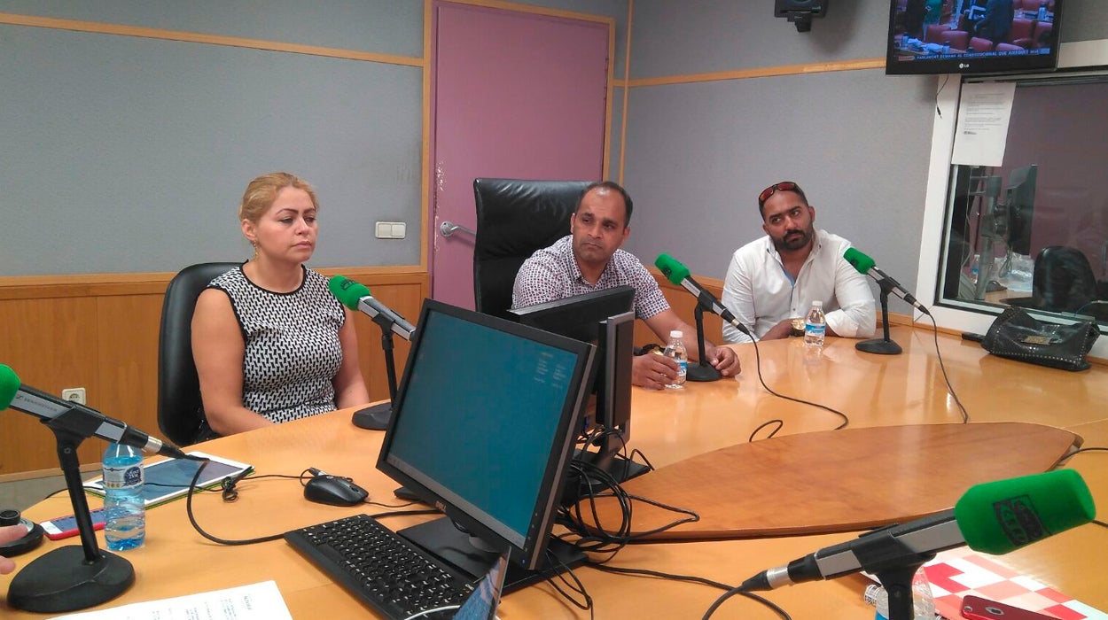 Un taxista paquistaní de Barcelona: "Cuando vi lo que había pasado salí a la calle con mi taxi a dar servicio gratuito" Un taxista paquistaní de Barcelona: "Cuando vi lo que había pasado salí a la calle con mi taxi a dar servicio gratuito"