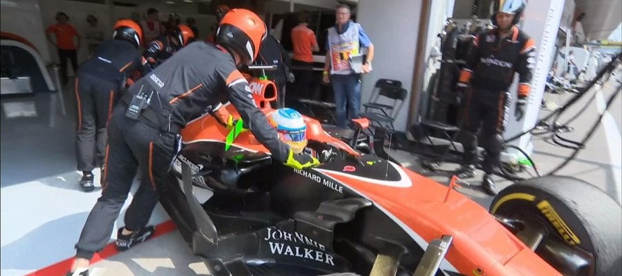 Alonso, abandonando en Bélgica Alonso, abandonando en Bélgica