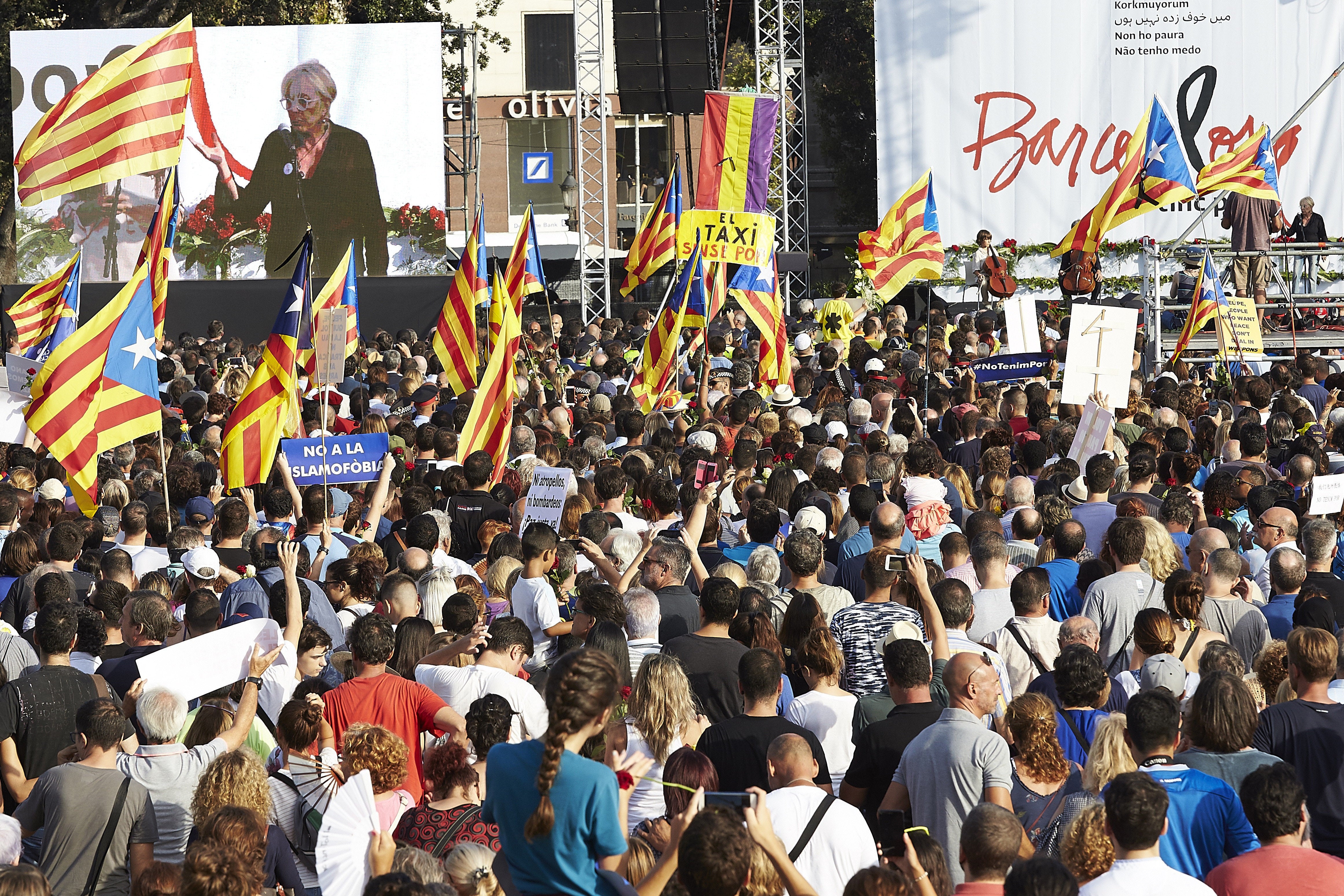Tertulia: ¿Se intentó hacer de la manifestación un acto contra el terrorismo pero también contra España? Tertulia: ¿Se intentó hacer de la manifestación un acto contra el terrorismo pero también contra España?