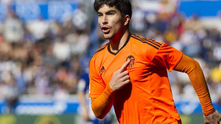 El jugador del valencia Carlos Soler El jugador del valencia Carlos Soler