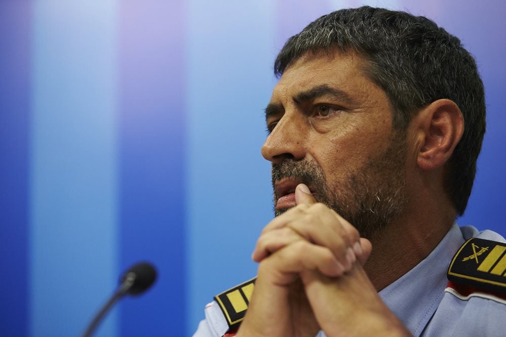 Tertulia: ¿Debe dimitir Trapero tras la filtración del aviso de la CIA? Tertulia: ¿Debe dimitir Trapero tras la filtración del aviso de la CIA?