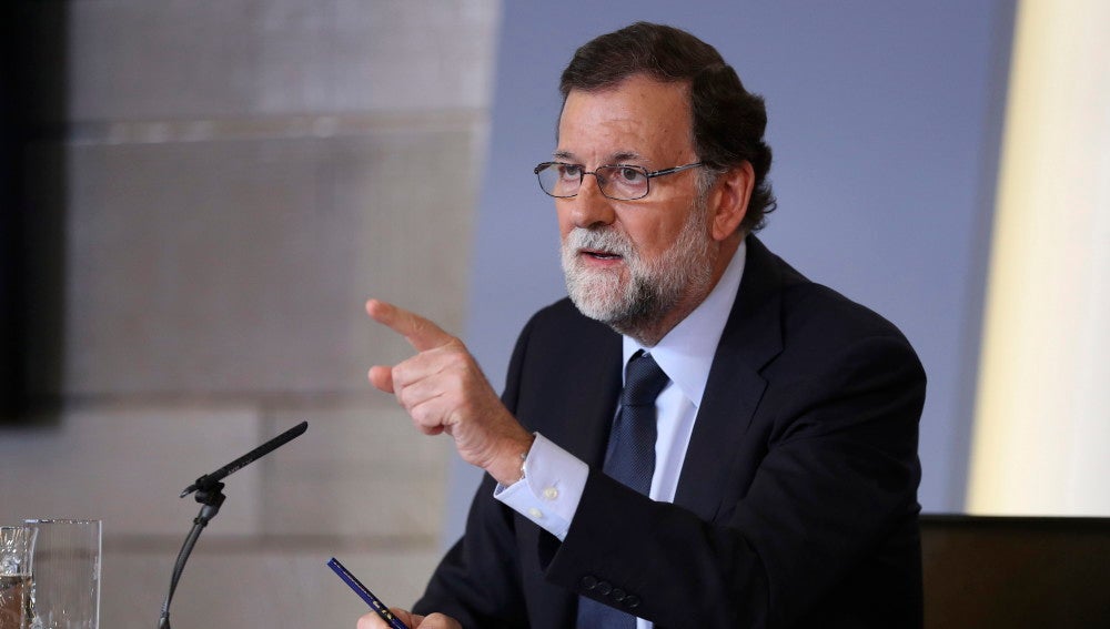El presidente del Gobierno, Mariano Rajoy, durante la rueda de prensa