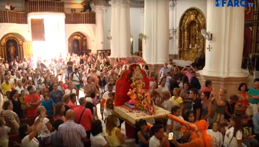 Dimite el vicario de Ceuta por permitir entrar una deidad hindú en el Santuario de la Virgen de África