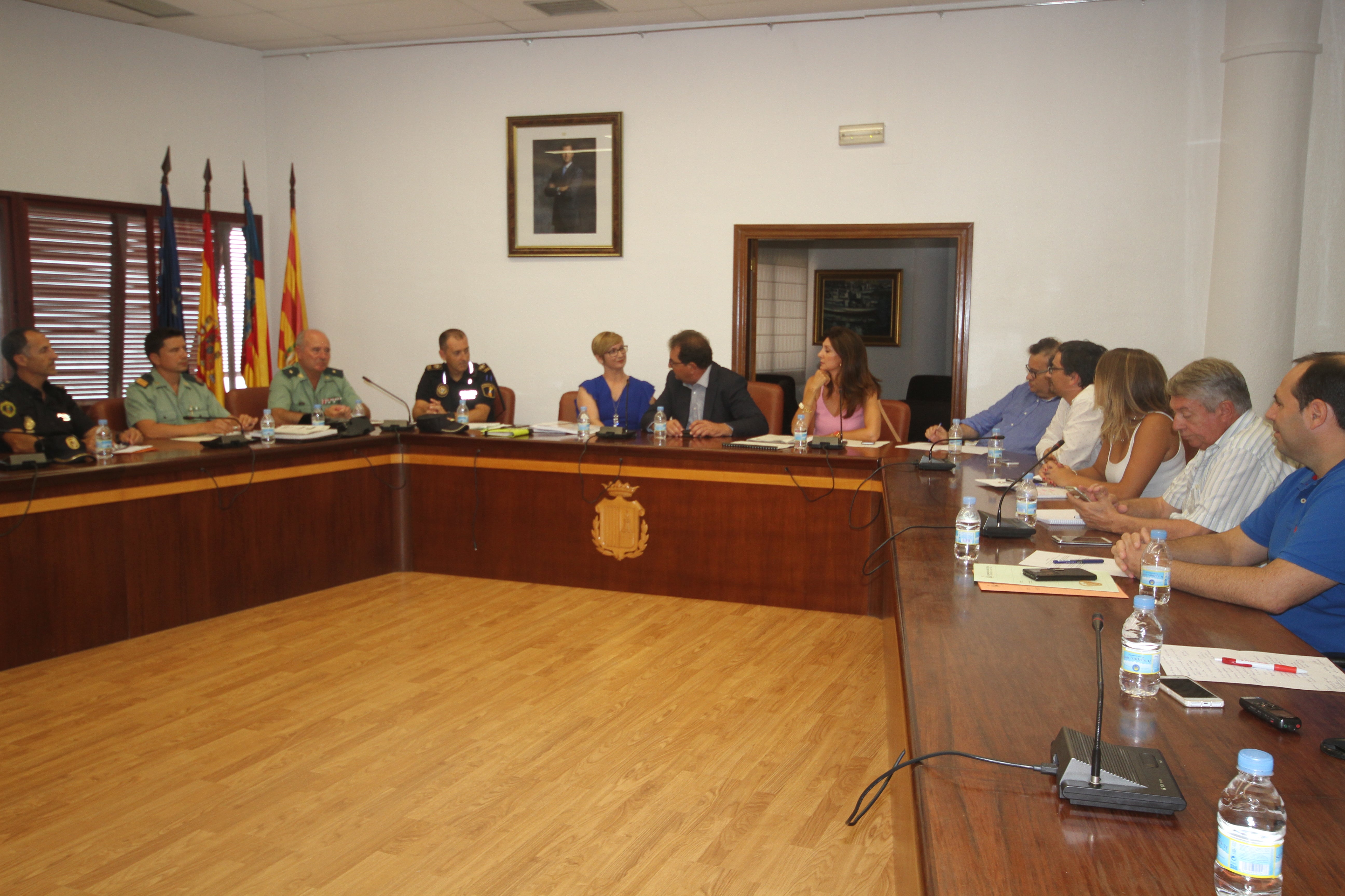 Santa Pola reforzará la seguridad en los eventos más concurridos durante las fiestas patronales Santa Pola reforzará la seguridad en los eventos más concurridos durante las fiestas patronales
