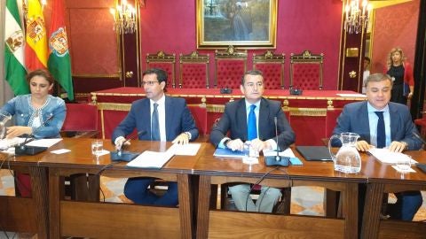 Antonio Sanz y Paco Cuenca en la junta local de seguridad ante la amenaza yihadista en Granada