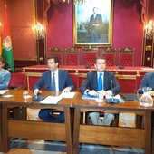 Antonio Sanz y Paco Cuenca en la junta local de seguridad ante la amenaza yihadista en Granada Antonio Sanz y Paco Cuenca en la junta local de seguridad ante la amenaza yihadista en Granada
