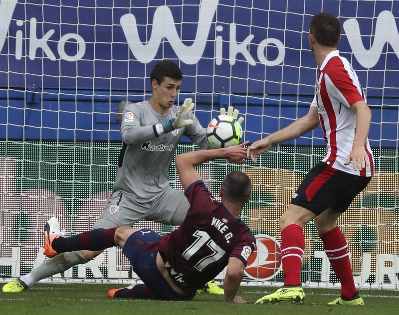 Héctor Fernández: "Veo muy complicado que Kepa llegue al Madrid en el mercado invernal" Héctor Fernández: "Veo muy complicado que Kepa llegue al Madrid en el mercado invernal"