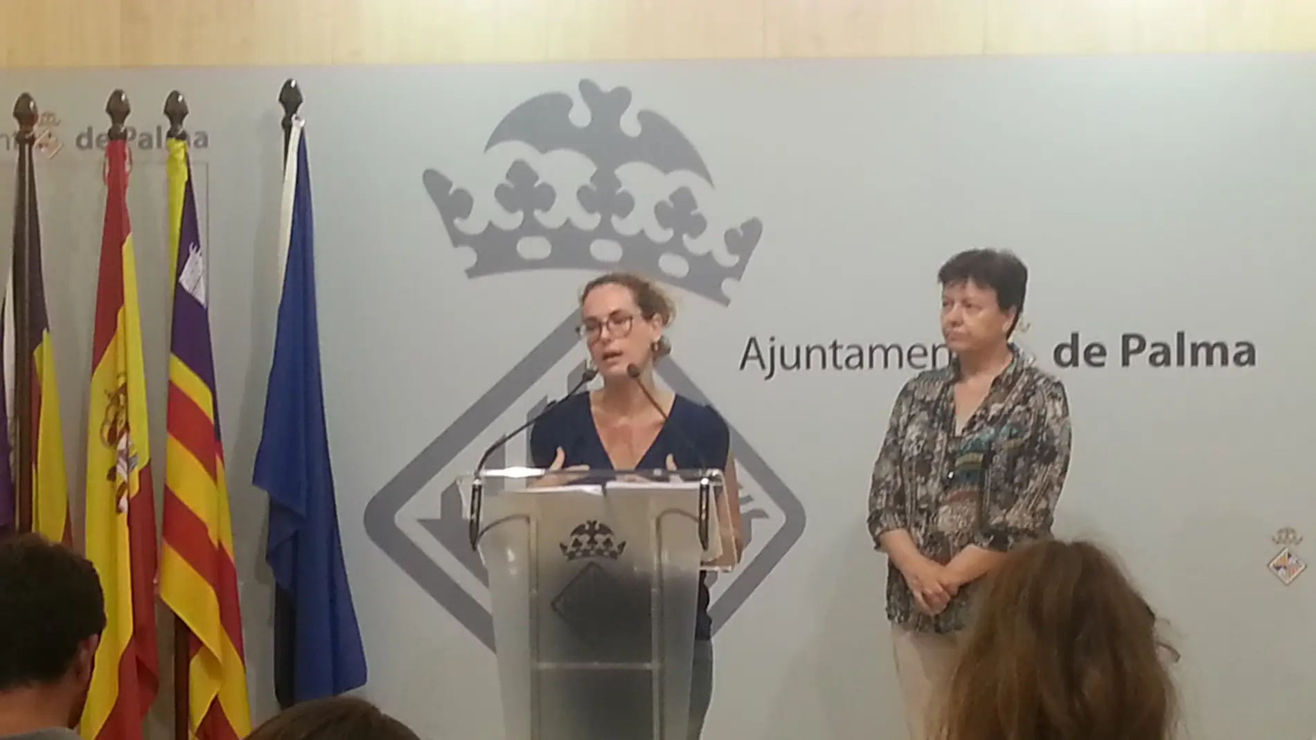 Eva Frade y Susana Moll en la Junta de Gobierno de Palma
