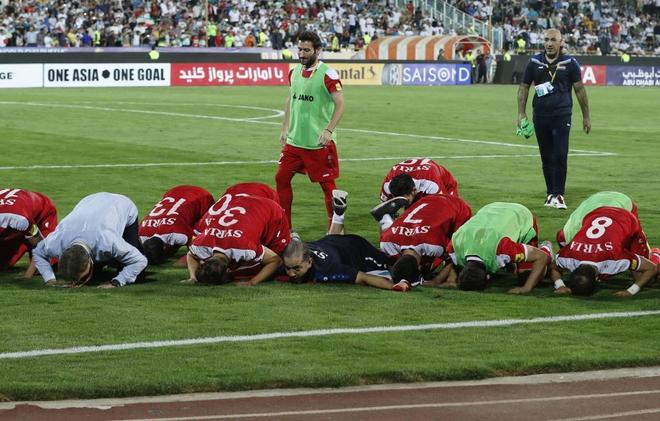 Siria enloqueció con la clasificación de su Selección para la respeca del Mundial Siria enloqueció con la clasificación de su Selección para la respeca del Mundial