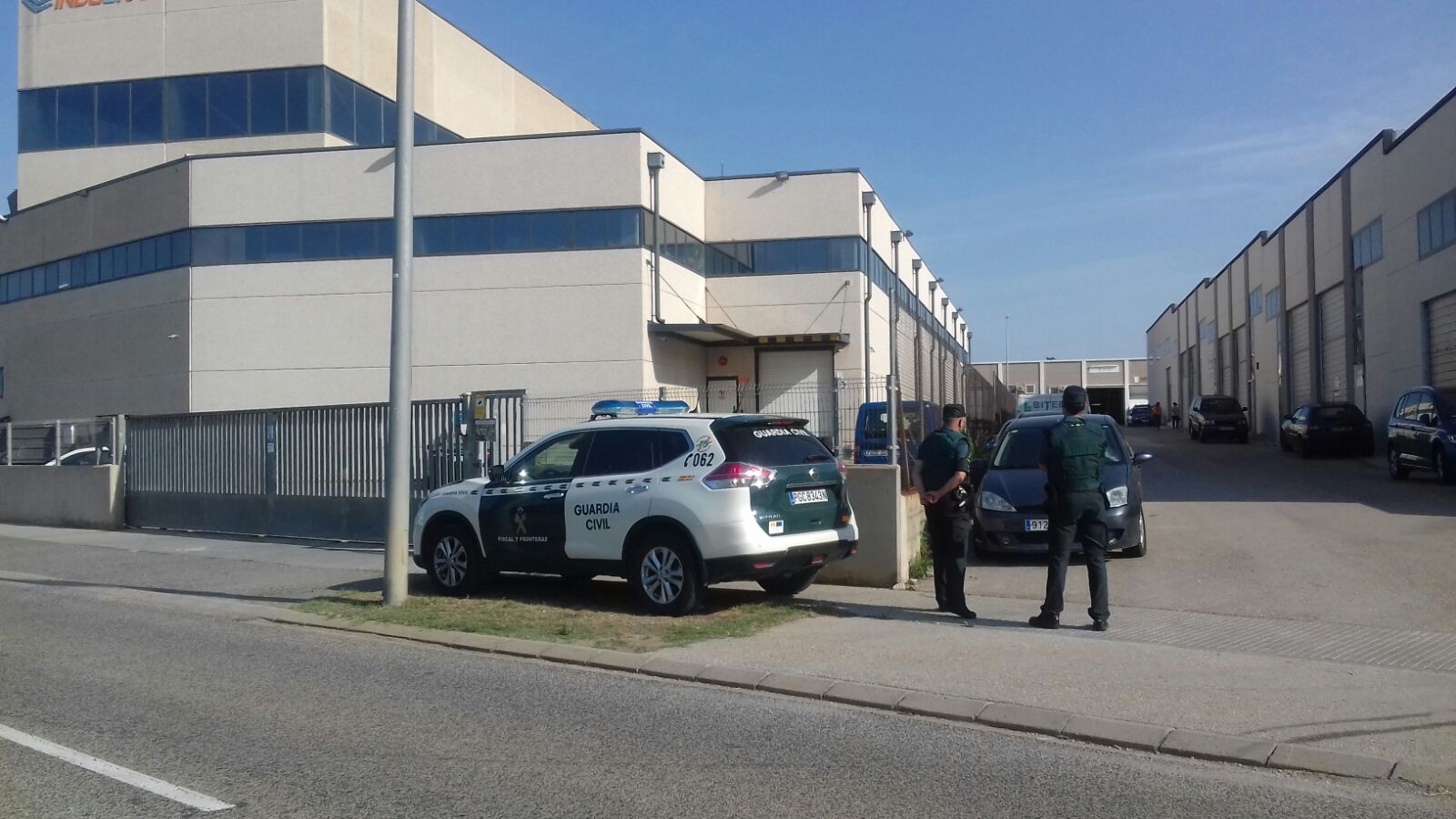 La Fiscalía de Tarragona pide al juez registrar la imprenta que podría imprimir las papeletas para el 1-O La Fiscalía de Tarragona pide al juez registrar la imprenta que podría imprimir las papeletas para el 1-O