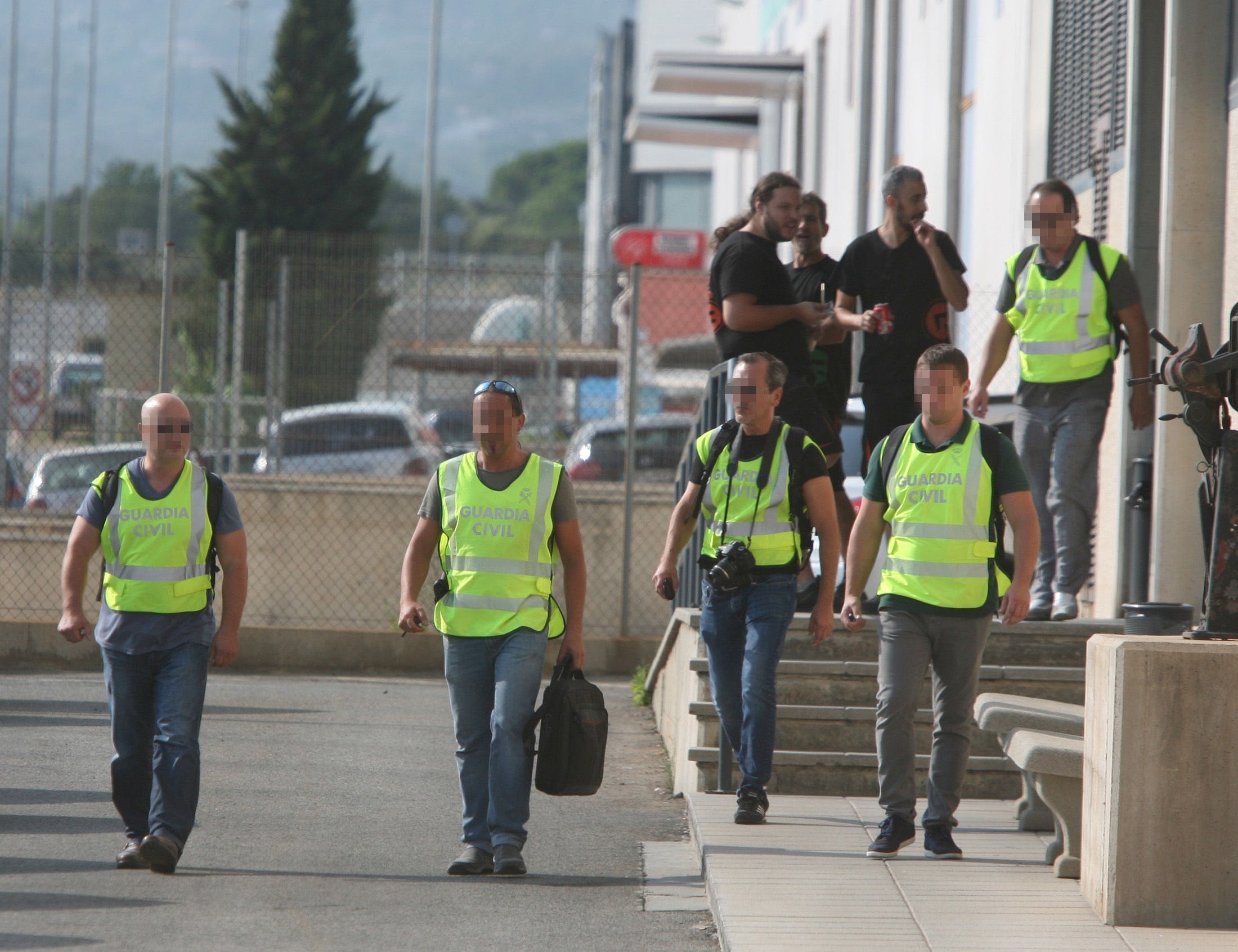 Concluye un registro de la Guardia Civil en una imprenta de Constantí por el 1-O Concluye un registro de la Guardia Civil en una imprenta de Constantí por el 1-O