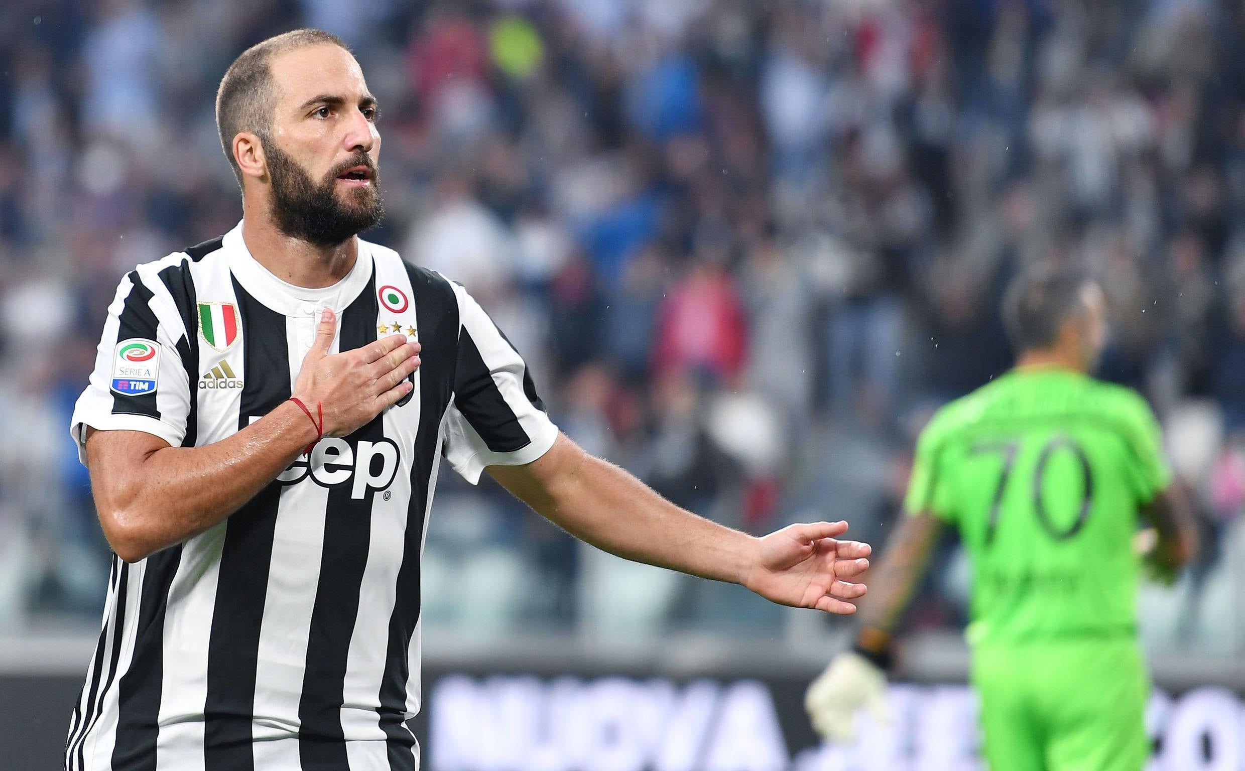 La Juventus gana holgadamente al Chievo Verona y piensa ya en la Champions La Juventus gana holgadamente al Chievo Verona y piensa ya en la Champions