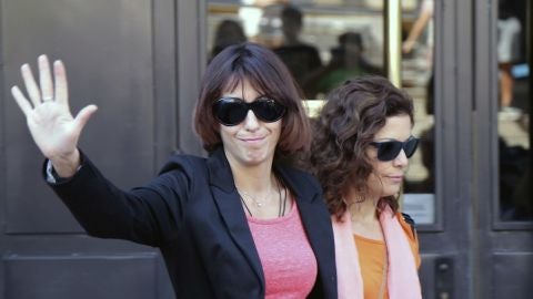 Juana Rivas a su salida de los juzgados de Granada donde declar&oacute; como investigada por la presunta sustracci&oacute;n de los menores