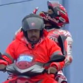 Marc Márquez lanza besos