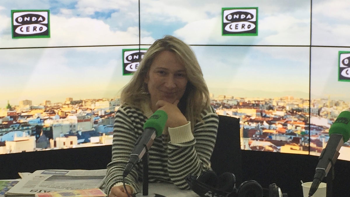 Joana Bonet, sobre Carme Chacón: "Sus adversarios utilizaron métodos durísimos contra ella para torpedearla" Joana Bonet, sobre Carme Chacón: "Sus adversarios utilizaron métodos durísimos contra ella para torpedearla"