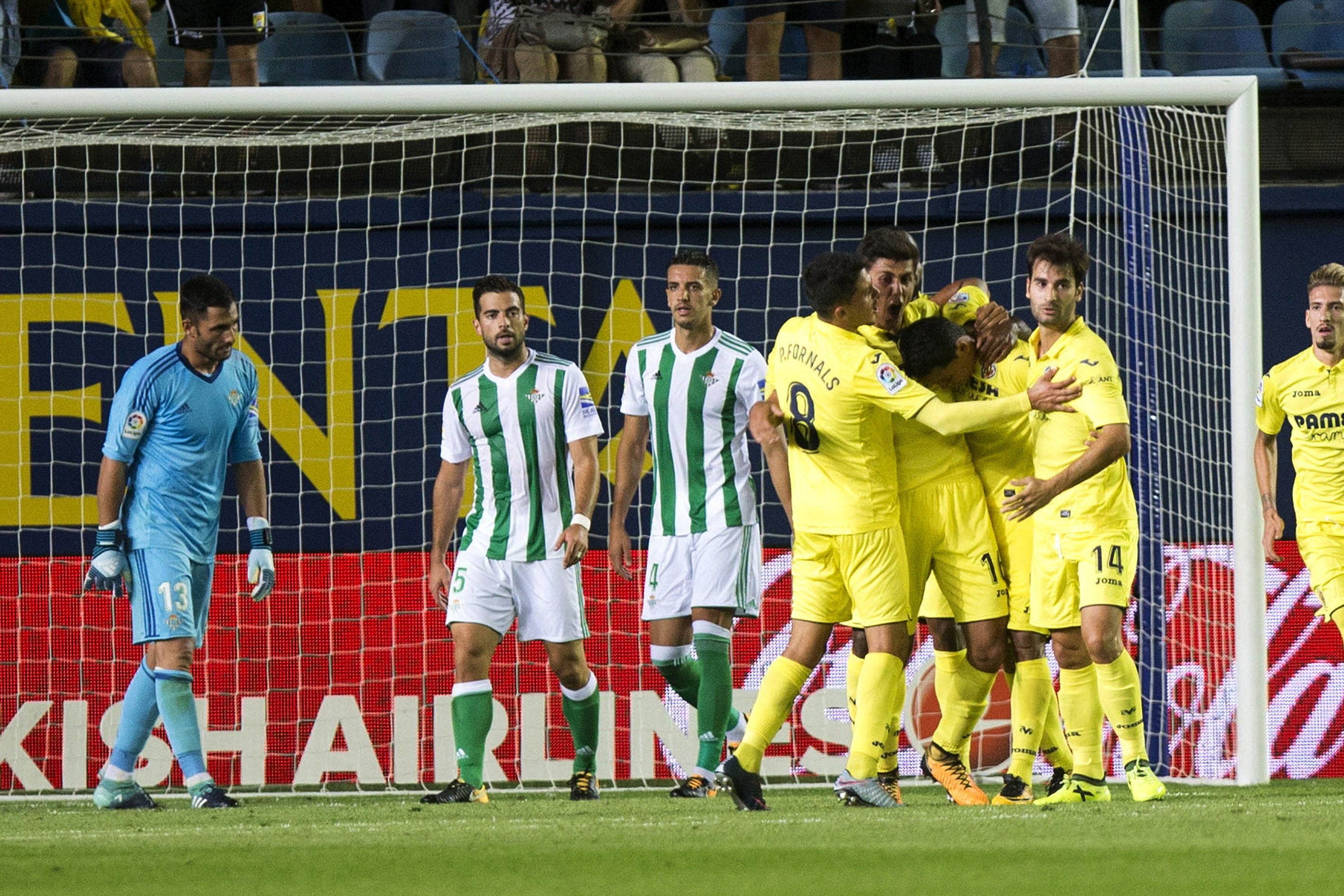 Villarreal 3 - 1 Betis | El Villarreal remonta ante un Betis flojo en defensa Villarreal 3 - 1 Betis | El Villarreal remonta ante un Betis flojo en defensa