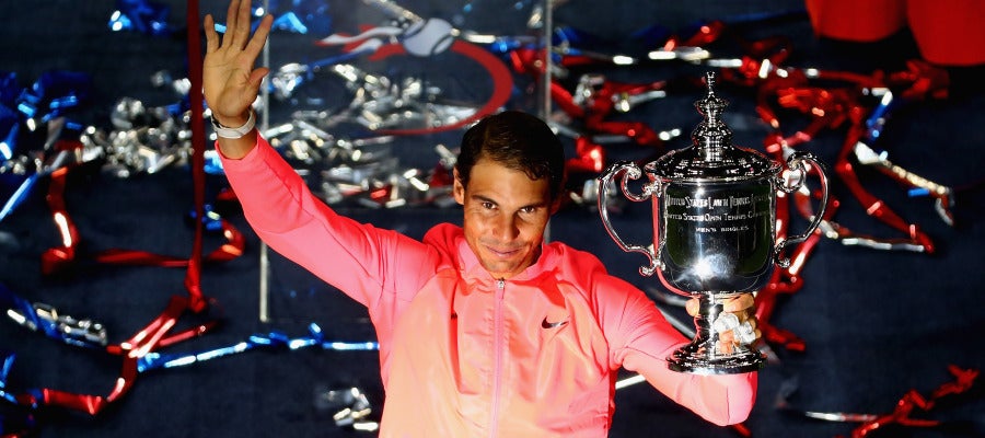 Rafa Nadal, con el trofeo de campeón del US Open en la mano Rafa Nadal, con el trofeo de campeón del US Open en la mano
