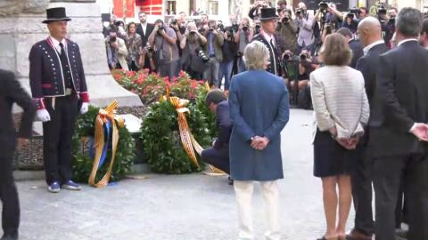 As&iacute; ha sido la ofrenda floral en Catalu&ntilde;a