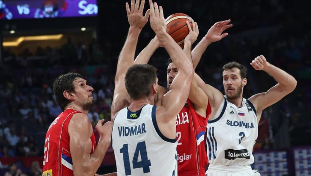 Instantánea de la final del Eurobasket 2017