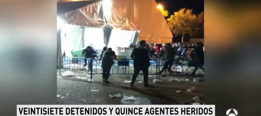 Detenidas 27 personas durante una batalla campal en las fiestas de Majadahonda Detenidas 27 personas durante una batalla campal en las fiestas de Majadahonda