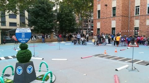 Educaci&oacute;n Vial en el patio del Diego de Colmenares
