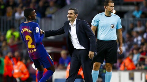 Valverde felicita a Semedo durante el Barcelona - Eibar