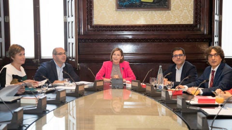 La presidenta del Parlament de Catalu&ntilde;a, Carme Forcadell, preside la Mesa del Parlament