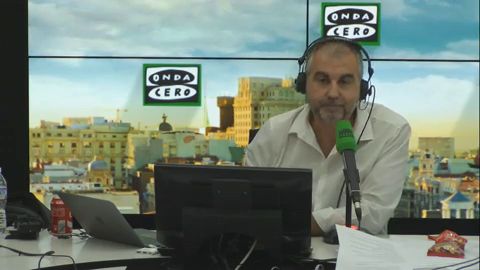 Mon&oacute;logo de Alsina: "Se ruega silencio para poder escuchar a los ni&ntilde;os a&uacute;n atrapados entre escombros en M&eacute;xico"