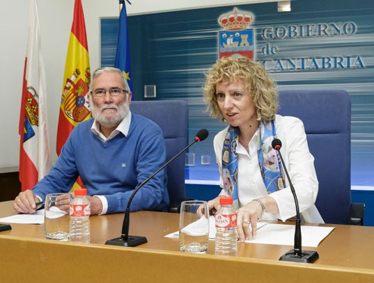 Tezanos: "Ruiz ha sido y será el mejor consejero de Educación de la región" Tezanos: "Ruiz ha sido y será el mejor consejero de Educación de la región"