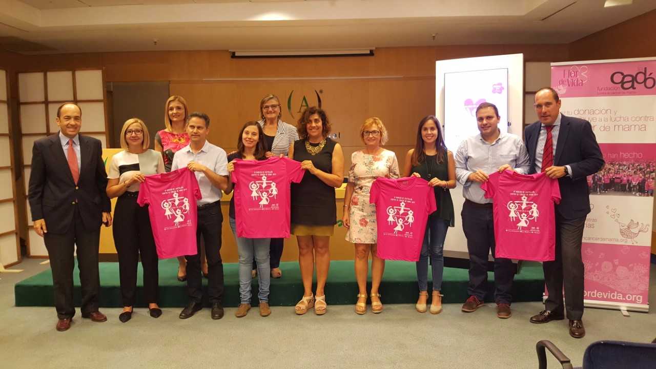 La 4ª Marcha Solidaria contra el cáncer de mama se presenta en El Corte Inglés La 4ª Marcha Solidaria contra el cáncer de mama se presenta en El Corte Inglés