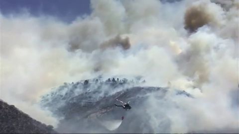 Medios a&eacute;reos y terrestres trabajan en la extinci&oacute;n de un incendio en Gran Canaria