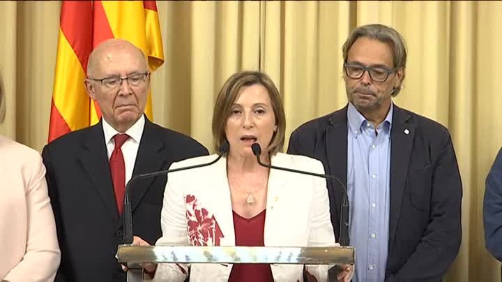 Forcadell acusa a Estado de "enterrar" la política y abrirse a la "represión" Forcadell acusa a Estado de "enterrar" la política y abrirse a la "represión"