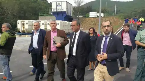 Inauguración del punto limpio de Tebongo (Cangas del Narcea) Cogersa pone en marcha un nuevo punto limpio