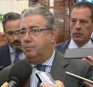 INTERIOR REFUERZA LA SEGURIDAD EN CATALUÑA CON 8.000 GUARDIAS CIVILES INTERIOR REFUERZA LA SEGURIDAD EN CATALUÑA CON 8.000 GUARDIAS CIVILES