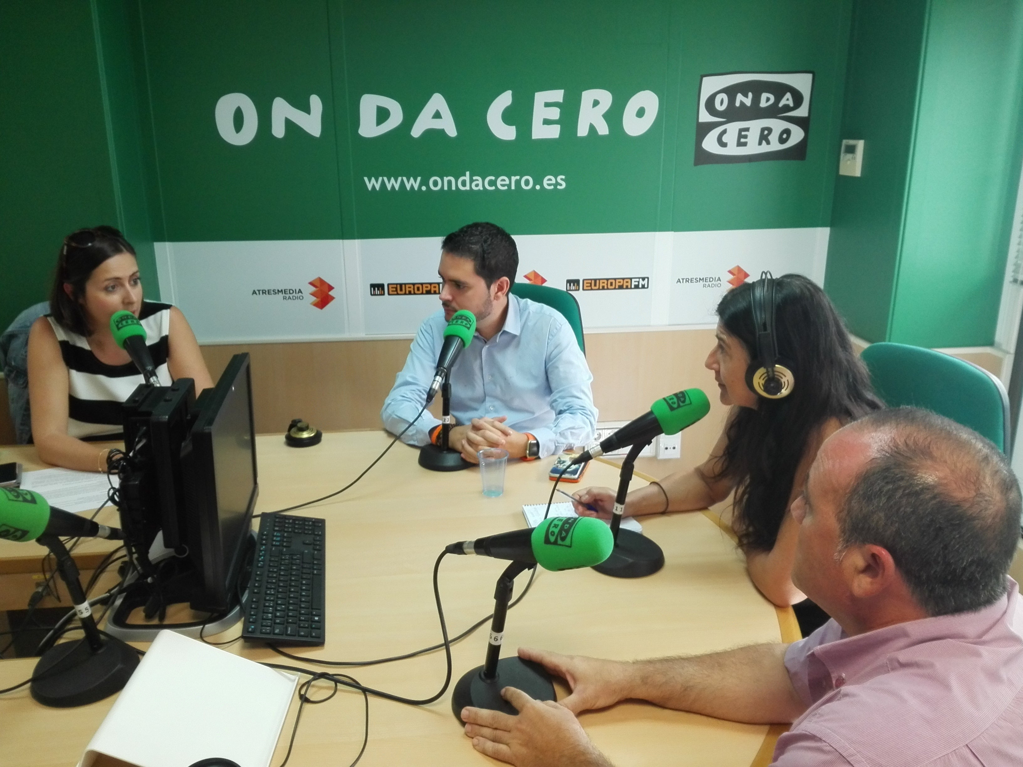 Acuerdo sobre rebajar los impuestos de vehículos y construcción aunque el PP pide también la bajada del IBI Acuerdo sobre rebajar los impuestos de vehículos y construcción aunque el PP pide también la bajada del IBI