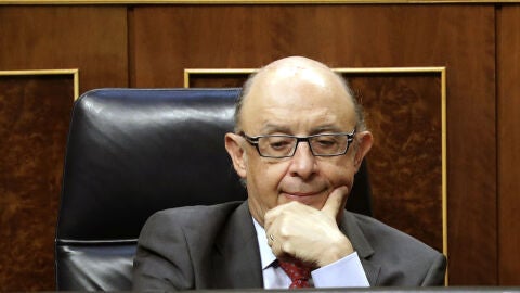Crist&oacute;bal Montoro, ministro de Hacienda