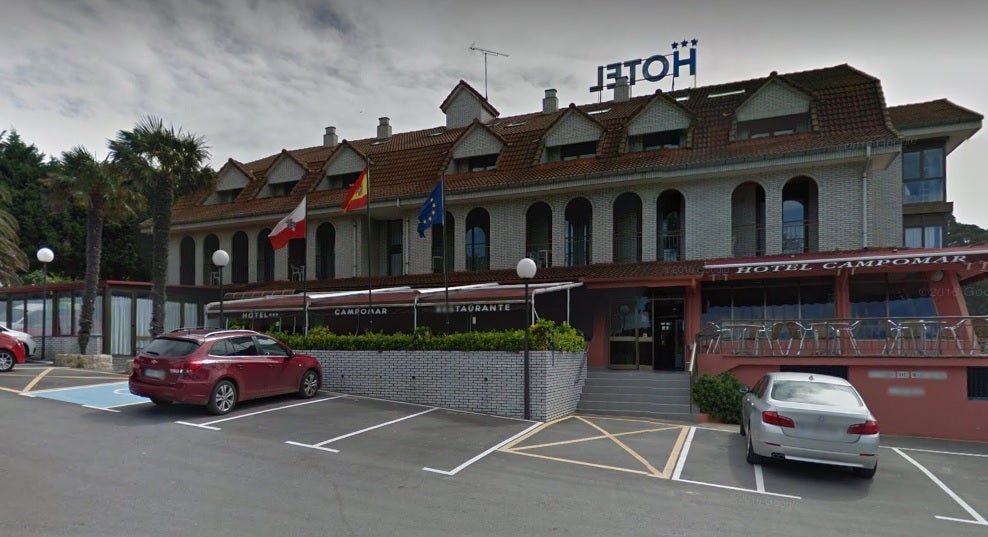 Deja la UCI uno de los cuatro ingresados por la fuga de gas de Isla Deja la UCI uno de los cuatro ingresados por la fuga de gas de Isla