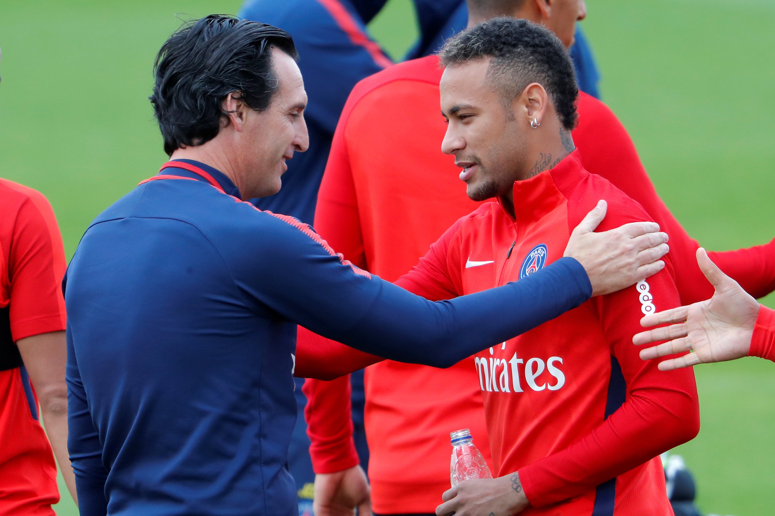 Unai Emery, sobre Neymar y Cavani: "Al terminar el partido puede que hubiera una discusión" Unai Emery, sobre Neymar y Cavani: "Al terminar el partido puede que hubiera una discusión"
