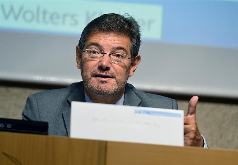 Rafael Catalá defiende que los Mossos deben cumplir las órdenes de los jueces Rafael Catalá defiende que los Mossos deben cumplir las órdenes de los jueces
