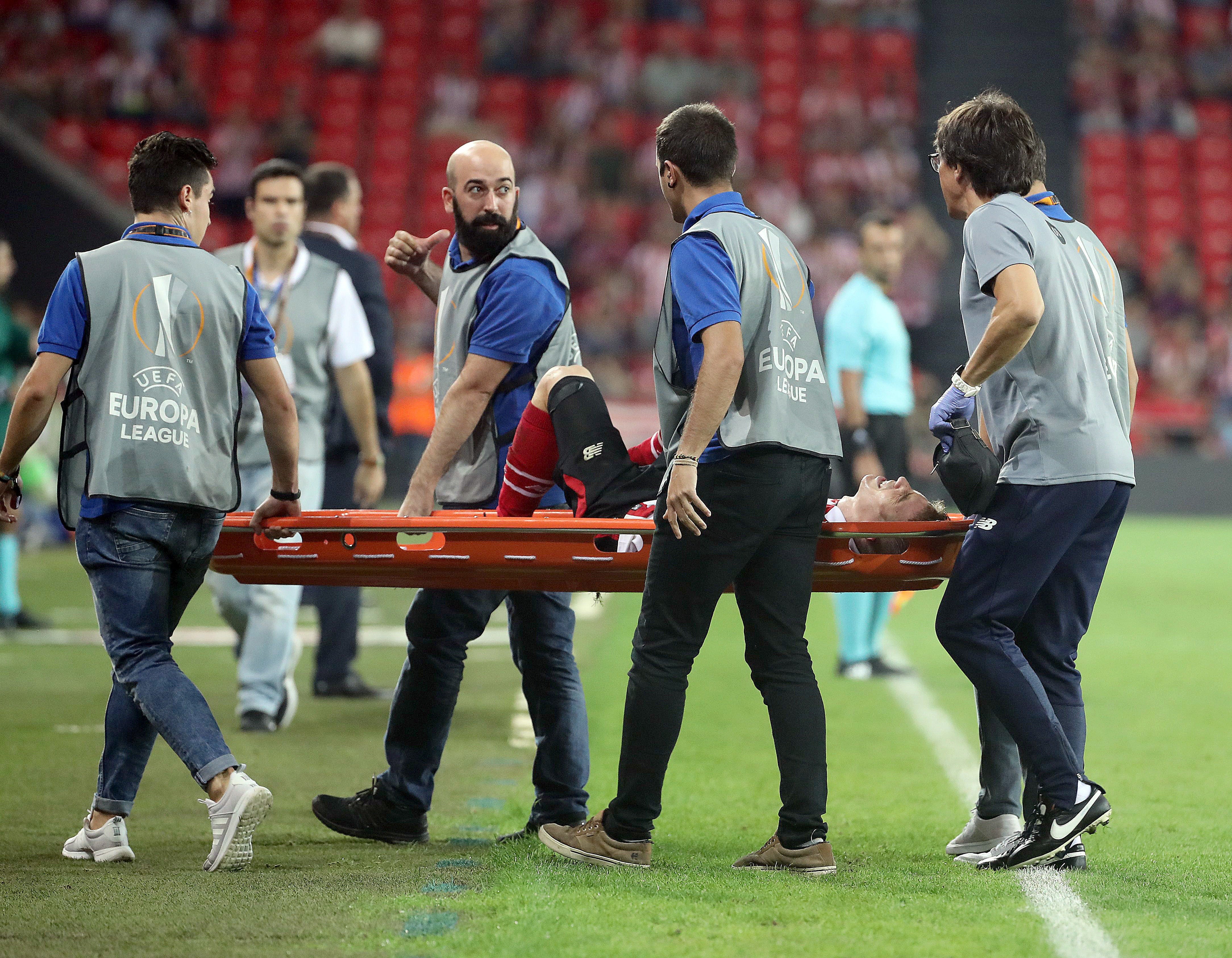 Muniain sufre una rotura en el ligamento cruzado de la rodilla derecha Muniain sufre una rotura en el ligamento cruzado de la rodilla derecha