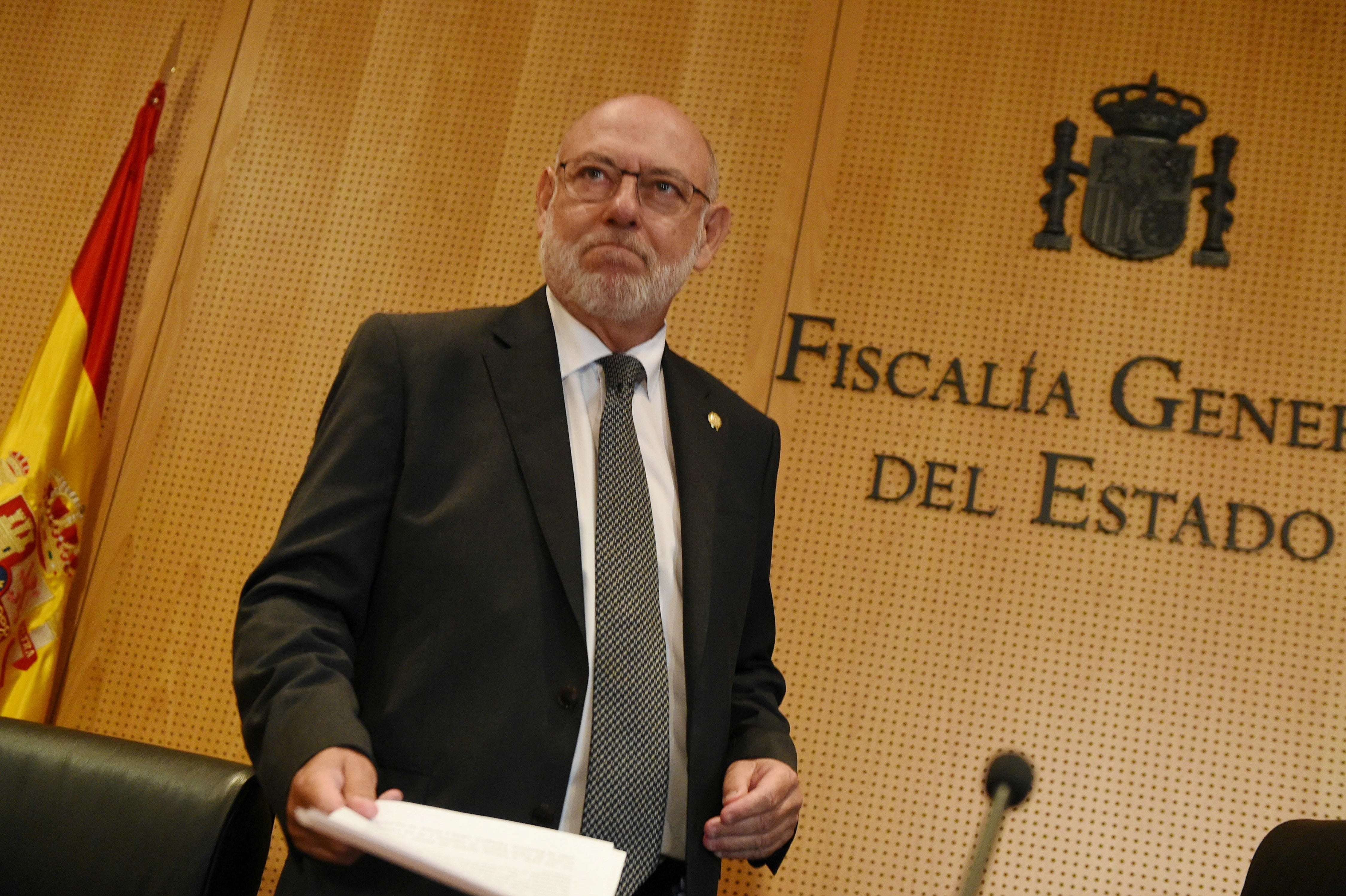 Maza asegura que "un hecho trascendente como declarar la independencia unilateral" podría llevar a Puigdemont a prisión Maza asegura que "un hecho trascendente como declarar la independencia unilateral" podría llevar a Puigdemont a prisión