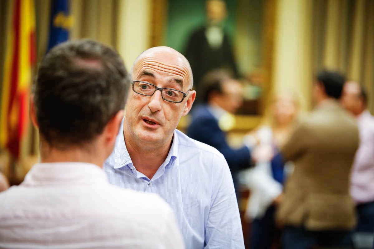 Álvarez: "Los estornudos del PSOE pueden acabar siendo la gripe de Cantabria" Álvarez: "Los estornudos del PSOE pueden acabar siendo la gripe de Cantabria"