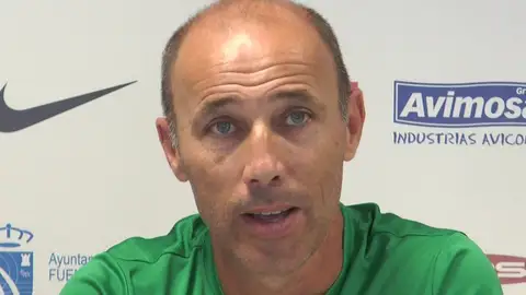 El entrenador del Fuenlabrada, Antonio Calderón. El entrenador del Fuenlabrada, Antonio Calderón.