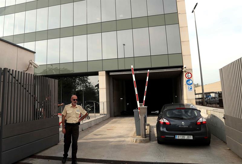 El Govern dice que bloquear el voto telemático afectará a servicios de la Generalitat El Govern dice que bloquear el voto telemático afectará a servicios de la Generalitat