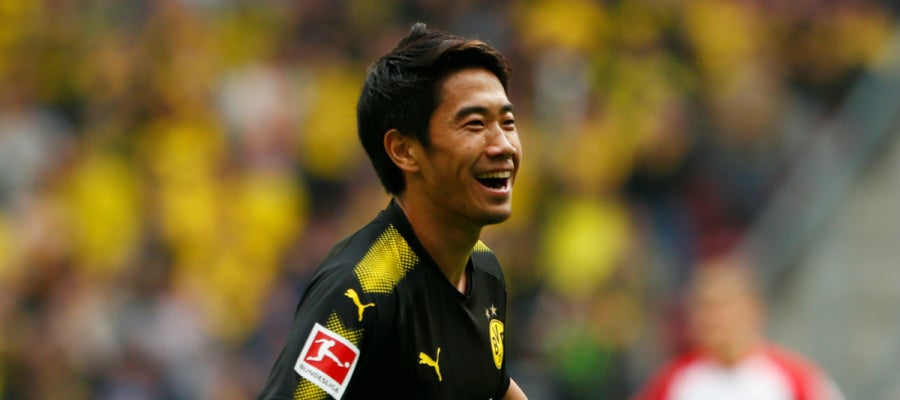 Kagawa celebra un gol con el Borussia Dortmund Kagawa celebra un gol con el Borussia Dortmund