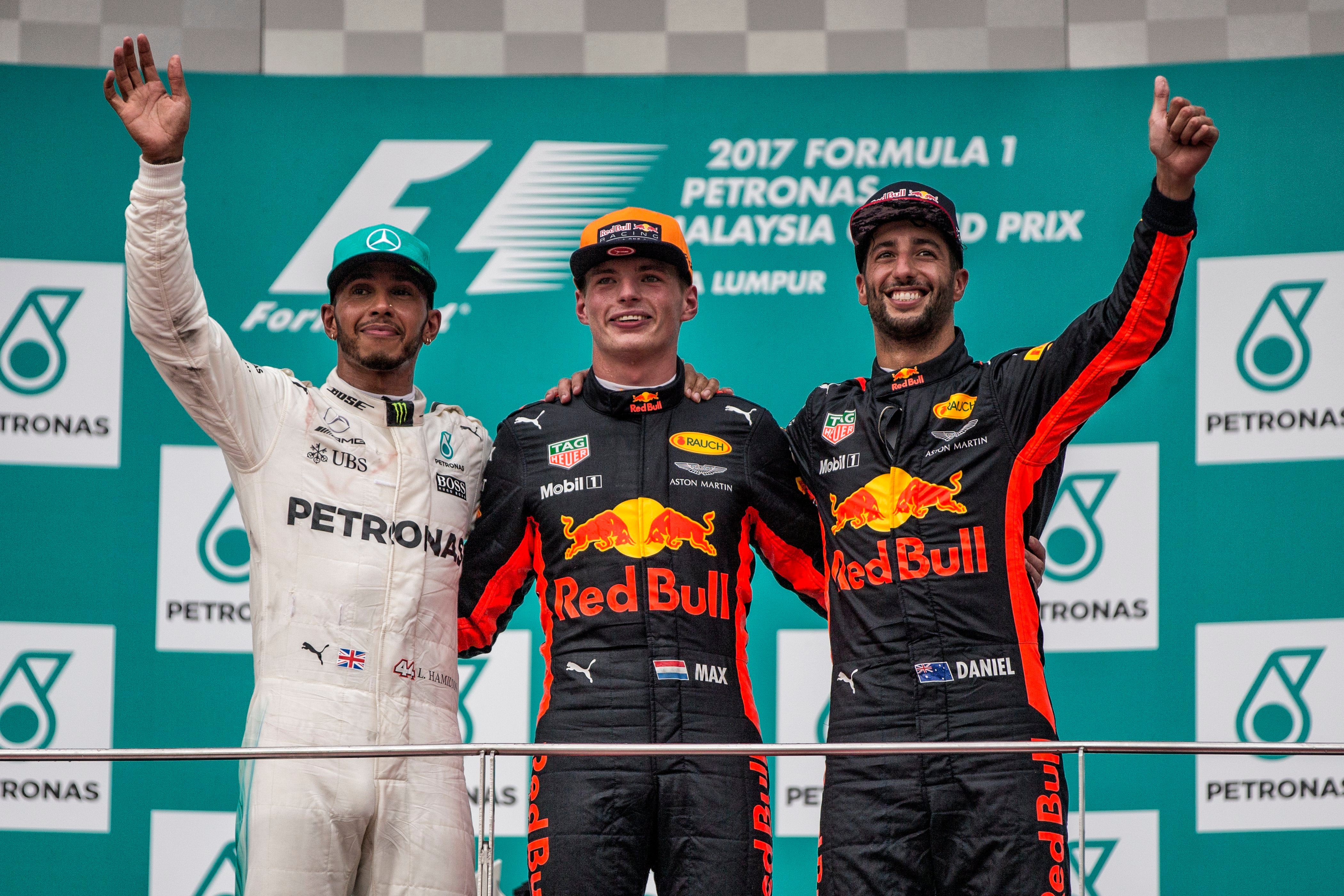 Verstappen gana el GP de Malasia por delante de Hamilton Verstappen gana el GP de Malasia por delante de Hamilton